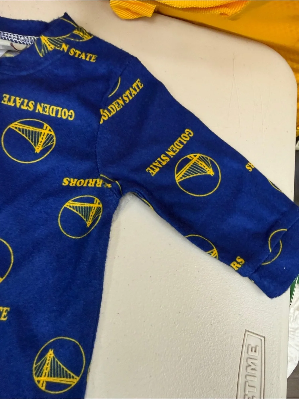 Golden State Warriors Kids One-Piece Sleeper - Navy/Yellow size 3/6 months new